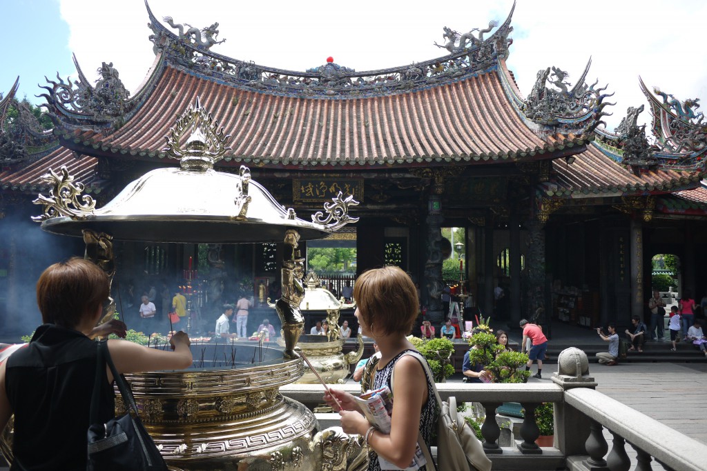 台湾最古の仏教寺院・龍山寺 