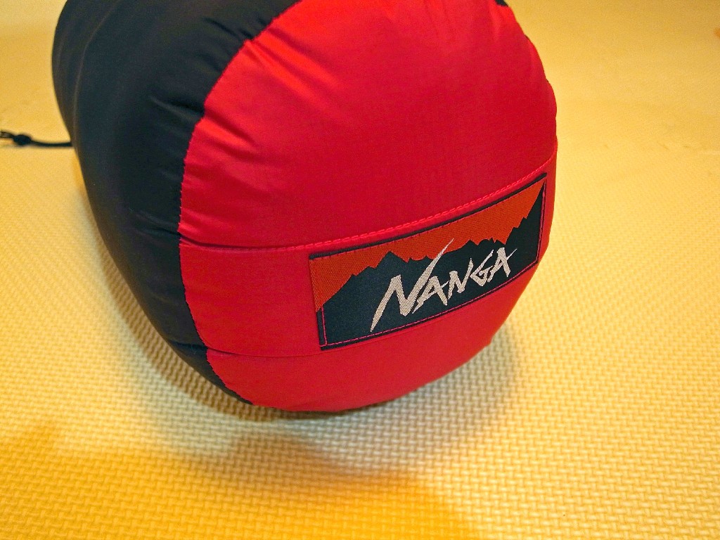 NANGA　ナンガ450DX　オーロラ　シュラフ