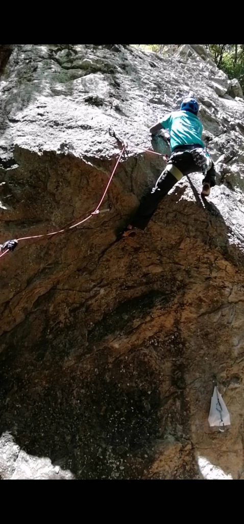 道場・不動岩　イカサマ師 5.11c